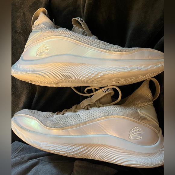 Under armour curry 8 “white iridescent” size 11.5 men’s - Picture 3 of 5